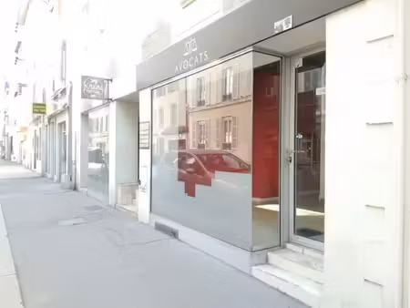 vente commerce pau 64000 63m²