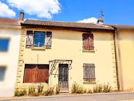 maison de village à réhabiliter – 180 m² de plateaux – ab