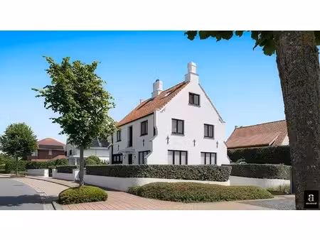 huis te koop in knokke-heist met 5 slaapkamers
