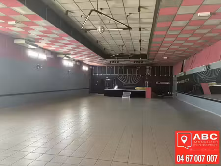 location commerce saint esteve 66240 386m²
