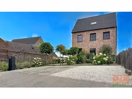huis te koop in vlierzele met 3 slaapkamers