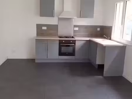 location maison 4 pièces 89 m² à villandraut (33730)