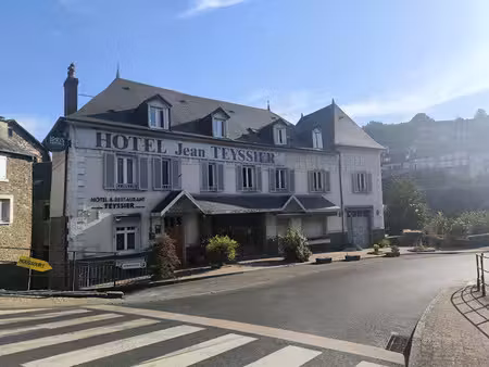 vente locaux professionnels 23 pièces 1500 m² à uzerche (19140)  336 000 €