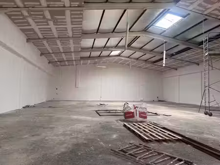 location locaux professionnels 1 pièce 756 m² à baie mahault (97122)  11 466 €