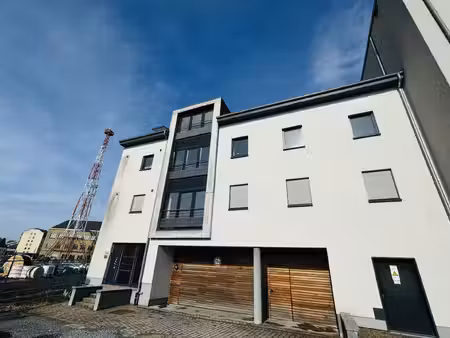 appartement à louer à avenue herbofin 32c libramont-chevigny (vbe54247)