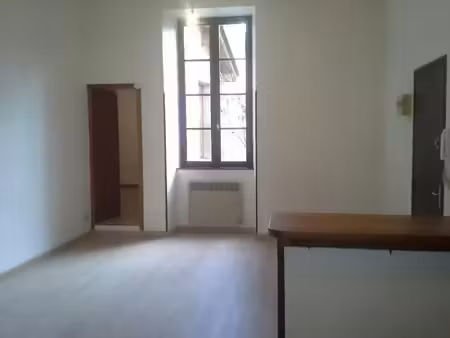 location appartement 1 pièce 40 m² à port-sainte-marie (47130)
