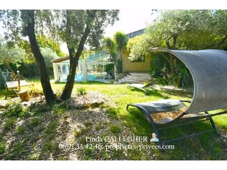 villa avec piscine et possibilité de parcellisé 600m2