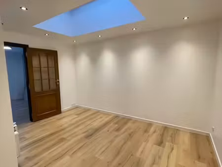 charmant appartement fraîchement rénové avec jardin à fléron