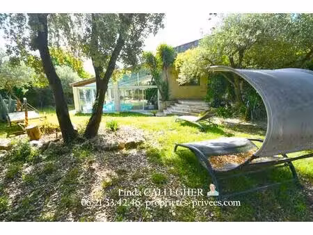 villa avec piscine et possibilité de parcellisé 600m2