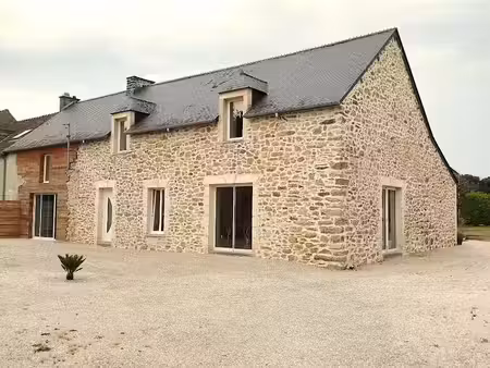 vente ferme 7 pièces 169 m² à cherbourg-en-cotentin (50100)  388 500 €
