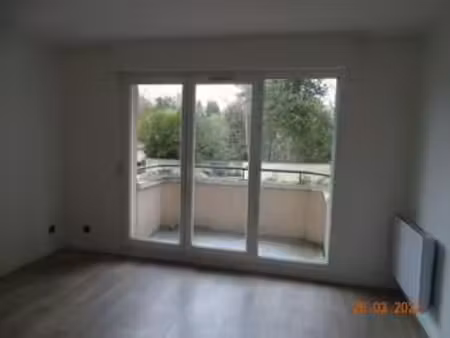location appartement 2 pièces à igny (91430) : à louer 2 pièces / 47m² igny