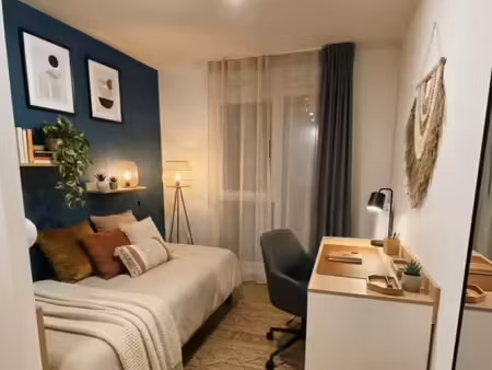 studio 1 pièce 18 m²
