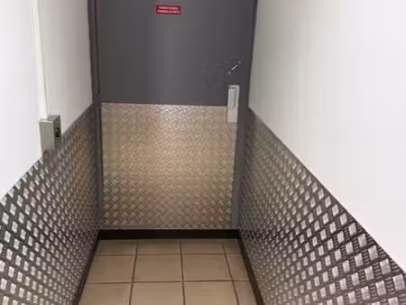 espace de stockage privatif de 4 m² en résidence pub