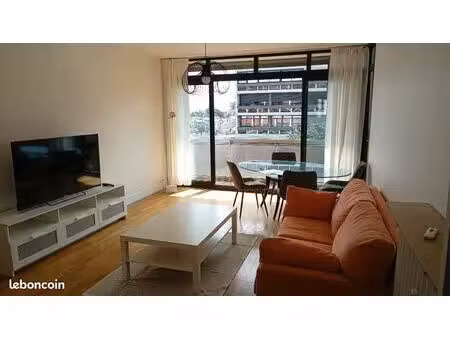 t3 meublé ou non meublé de 74 m2 - 3 chambres -double balcon