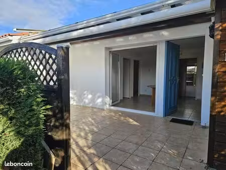 appartement t3 de 60 m² de plain-pied – résidence sénior sécurisée avec piscine