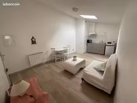 appartement à forcalquier - centre ville