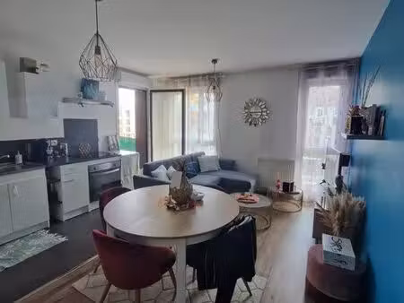 appartement t2 avec parking privé