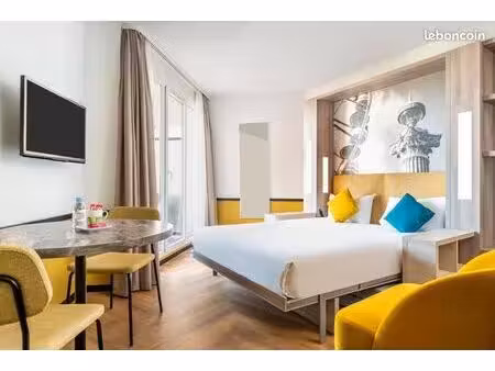 studio 1 pièce 25 m²