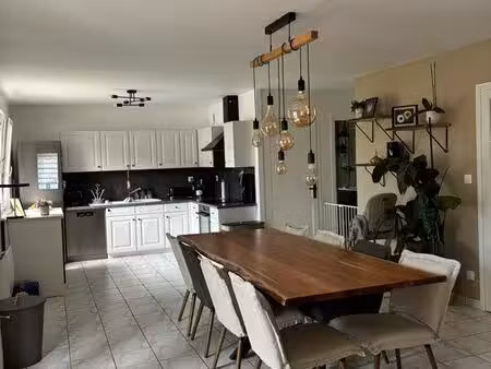 bel appartement 3 pièces 80m2