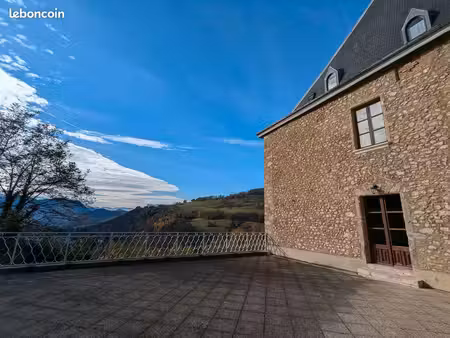 studio 44 m2 terrasse  parking