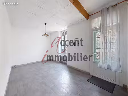 maison 3 pièces 80 m²