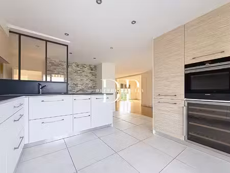 appartement à vendre 4 pièces de 129 33 m2 (74) annemasse