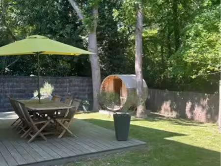 maison contemporaine meublée dans résidence privée et sécurisée avec jardin et garage – ca