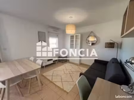 studio 1 pièce 28 m²