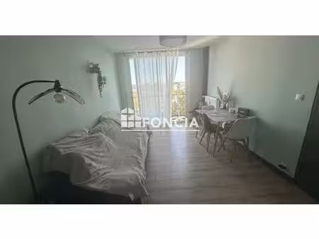 exclusivite - appartement t2 avec balcon  parking et cave à joué-lès-tours 50m2