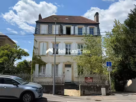 f4 ancien complètement rénové