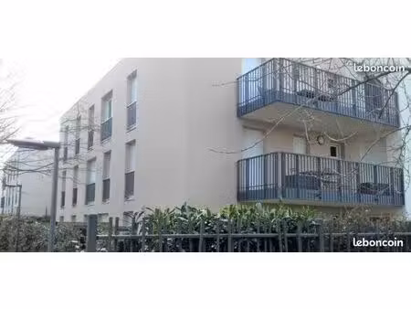 studio 24 m² à louer – centre-ville de mions