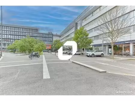 bureaux 221 m²