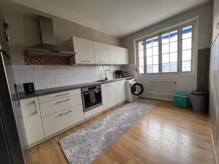 location appartement 3 pièces 85 m² à roussillon (38150)