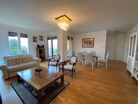 location appartement 3 pièces 100 m² à saint-didier-au-mont-d’or (69370)