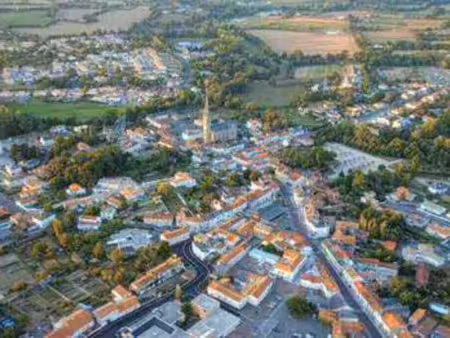 vente terrain à la chapelle-achard (85150) : à vendre / la chapelle-achard