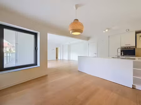superbe appartement avec terrasse sud-ouest – 3 ch.