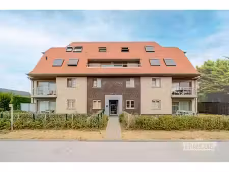spacieux appartement de 2 chambres avec terrasse ensoleillé…