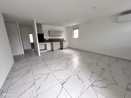 appartement 3 pièces 65 m²