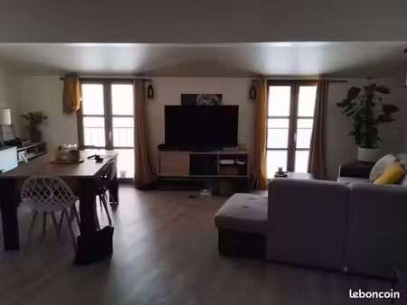 ceret centre  appartement t4