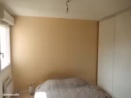 bel appartement t2 lumineux avec balcon  parking & piscine – direct propriétaire