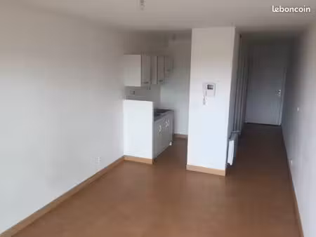 loue studio 26 m2