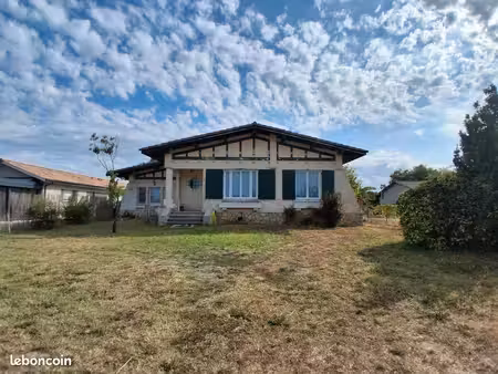 maison de plain-pied  intérieur rénové – 3 chambres – terrain 750 m² – biganos