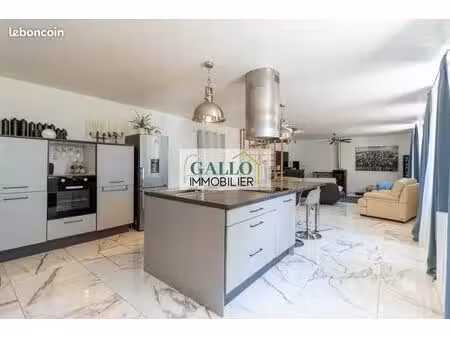 maison de village 4 pièces 127 m²