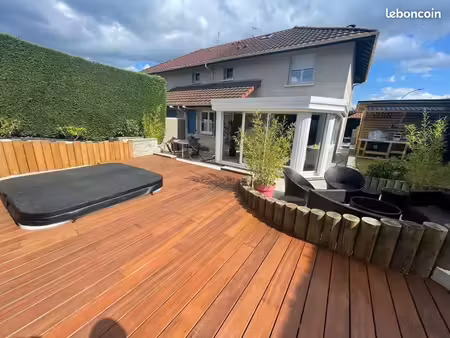 villa 4 pièces 96 m²
