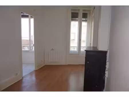 f1 -19 rue marietton lyon 9