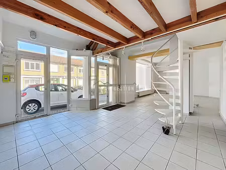 local commercial razès 100 m2