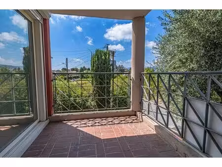 plascassier  3 pièces avec terrasse vue panoramique
