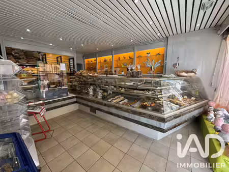 vente boulangerie  pâtisserie 81 m²