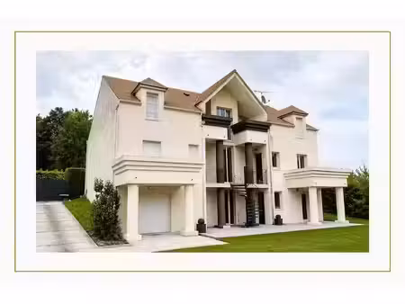 location propriété 8 pièces 3025 m² à saint-rémy-lès-chevreuse (78470)  3 750 €