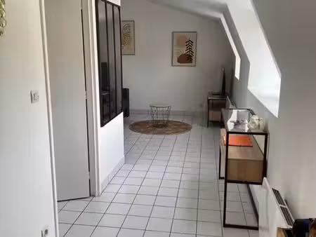 location appartement 1 pièce 26 m² à l’isle-adam (95290)